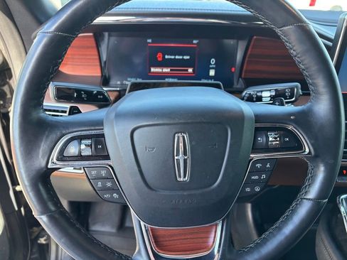Used 2024 Lincoln Navigator Reserve image 17