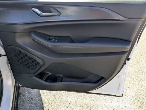 New 2026 Jeep Grand Cherokee L Laredo image 26