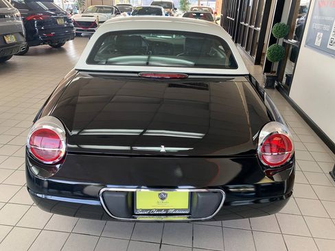 Used 2002 Ford Thunderbird RWD image 4