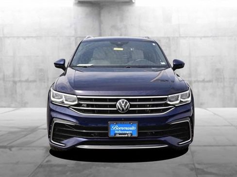 Used 2023 Volkswagen Tiguan SEL R-Line AWD/4WD image 4
