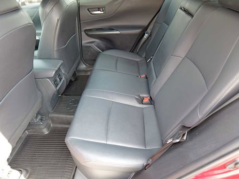 Used 2023 Toyota Venza Nightshade image 24