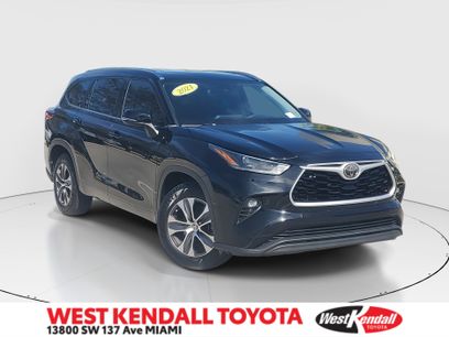 Used 2021 Toyota Highlander XLE