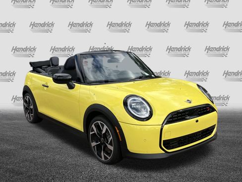 New 2026 MINI Cooper S image 2