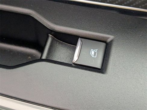 Used 2021 Ford F150 Limited image 38