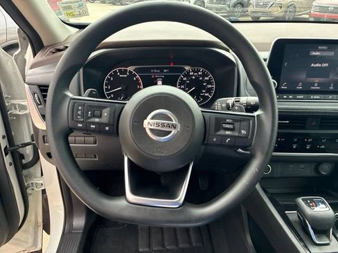 Used 2021 Nissan Rogue S FWD image 21