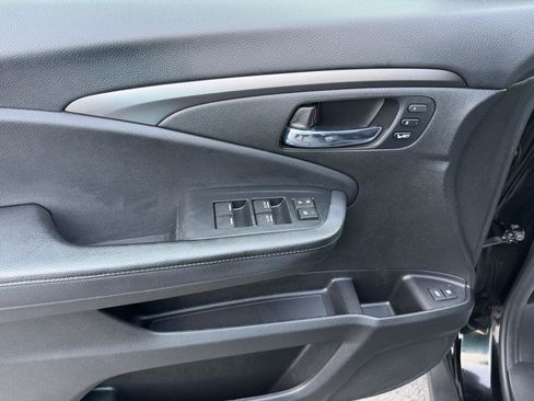 Used 2021 Honda Pilot EX-L image 9