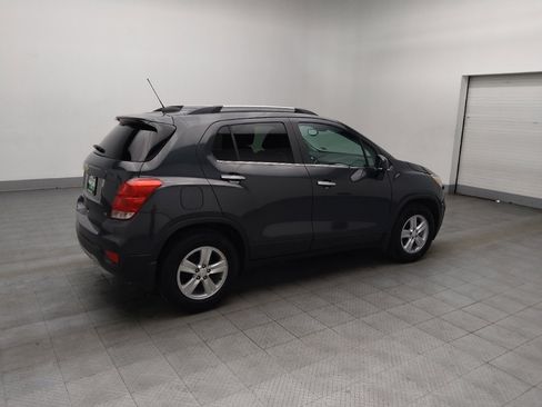 Used 2018 Chevrolet Trax LT w/ LT Convenience Package image 10