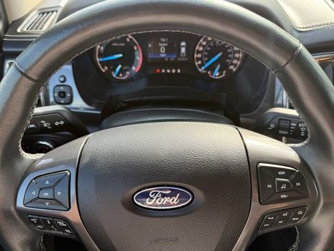 Used 2023 Ford Ranger Lariat w/ Technology Package AWD/4WD image 19
