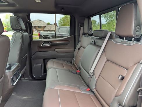 New 2026 GMC Sierra 1500 Denali w/ Denali Reserve Package AWD/4WD image 35
