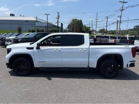 Used 2023 GMC Sierra 1500 Elevation AWD/4WD image 15