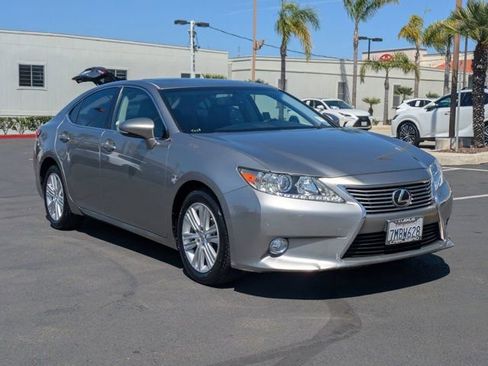 Used 2015 Lexus ES 350 FWD image 3