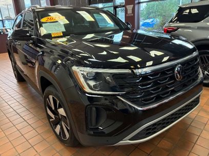 Used 2025 Volkswagen Atlas Cross Sport SE