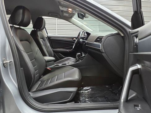Used 2022 Volkswagen Jetta SE FWD image 15