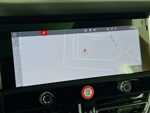 New 2026 Porsche Macan image 16