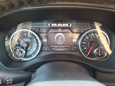 Used 2021 RAM 1500 Big Horn AWD/4WD image 22