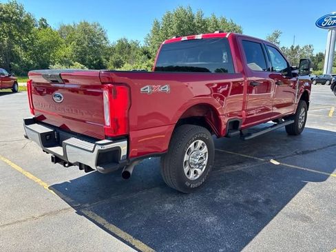 Used 2023 Ford F250 XLT w/ Snow Plow Prep Package AWD/4WD image 6