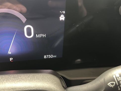 Used 2024 Buick Envista Preferred w/ Convenience I Package image 12