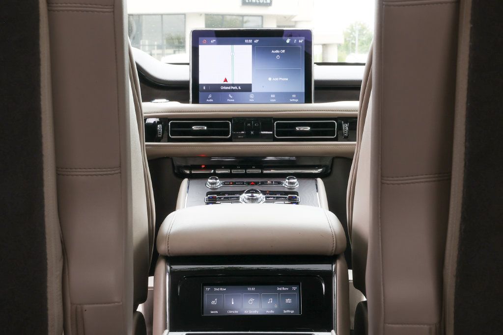 Used 2023 Lincoln Aviator Reserve w/ Equipment Group 201A AWD/4WD image 33