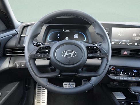 New 2026 Hyundai Elantra SEL Sport Premium FWD image 14