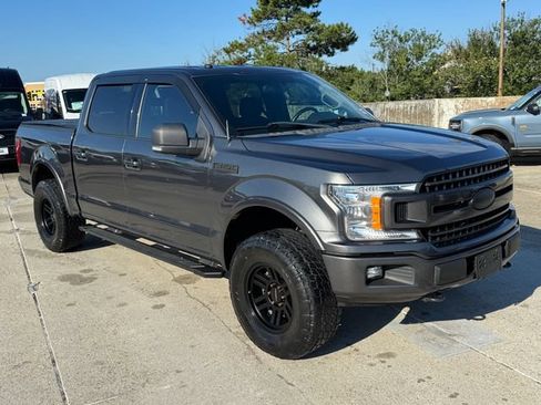 Used 2018 Ford F150 XLT w/ Equipment Group 301A Mid AWD/4WD image 3