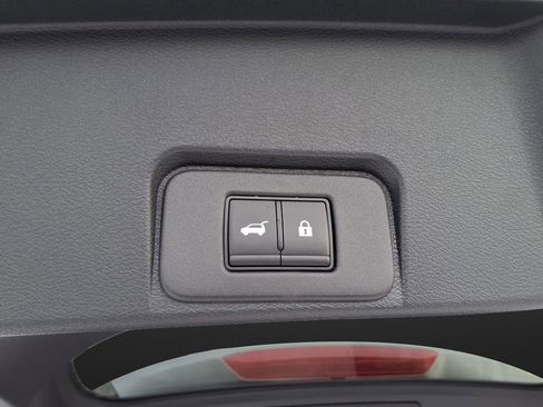 New 2026 Nissan Rogue Platinum w/ Platinum Premium Package AWD/4WD image 11