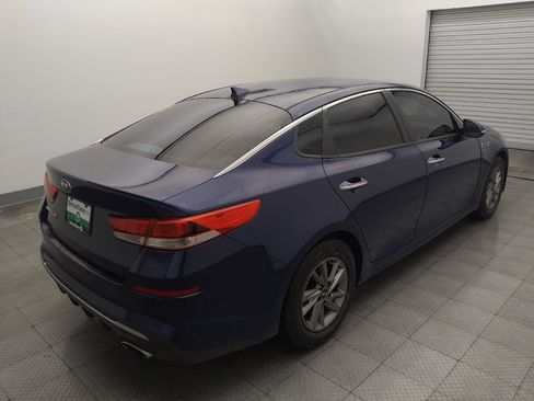 Used 2020 Kia Optima LX FWD image 9