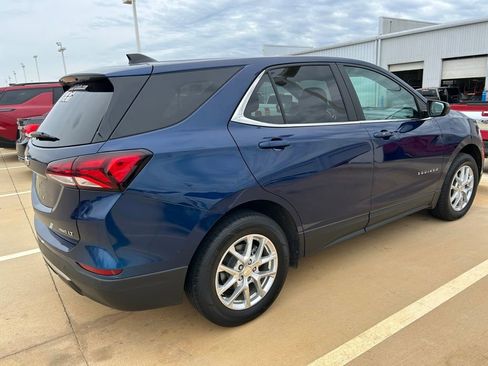 Used 2022 Chevrolet Equinox LT AWD/4WD image 11
