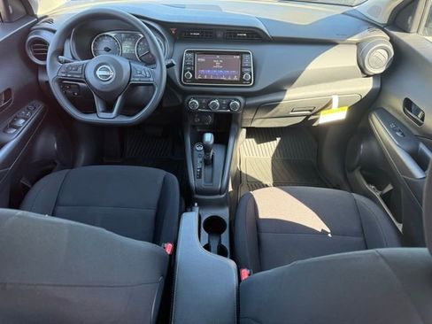New 2025 Nissan Kicks Play S image 26