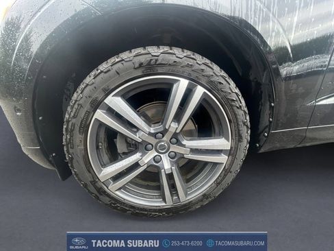 Used 2019 Volvo XC60 T5 Momentum w/ Premium Package AWD/4WD image 9