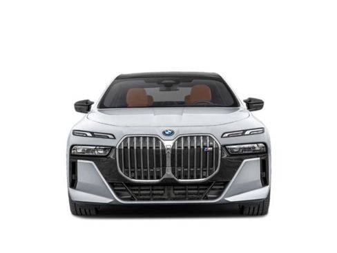 New 2026 BMW i7 M70 w/ Executive Package AWD/4WD image 4