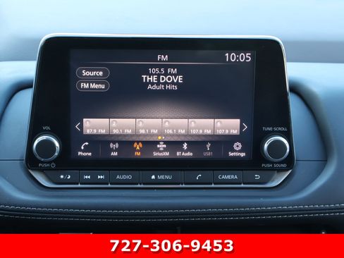 Used 2021 Nissan Rogue SV w/ Premium Package image 3