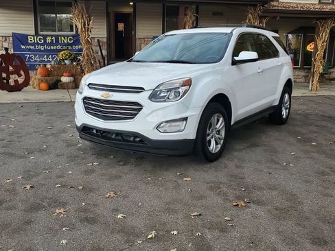 Used 2017 Chevrolet Equinox LT w/ Convenience Package FWD image 1