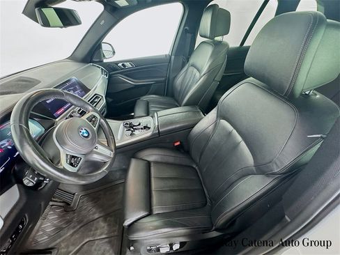 Used 2019 BMW X5 xDrive50i w/ Luxury Seating Package image 22