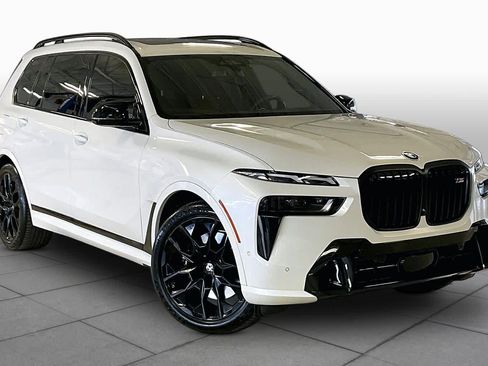 Used 2025 BMW X7 M60i AWD/4WD image 2