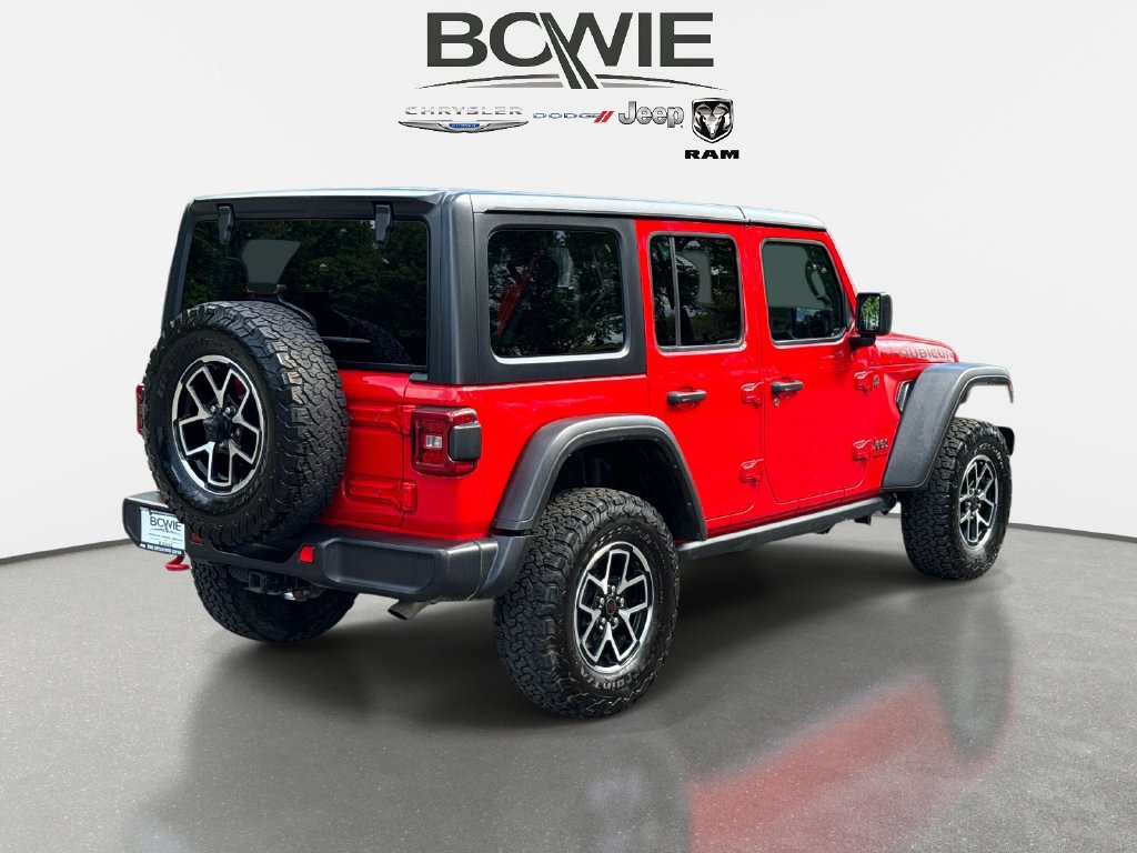 Used 2024 Jeep Wrangler Unlimited Rubicon AWD/4WD image 2