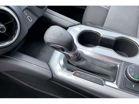 Used 2025 Chevrolet Blazer LT image 16