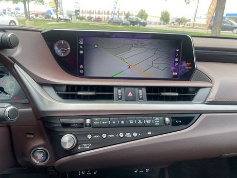Used 2021 Lexus ES 350 Premium image 7