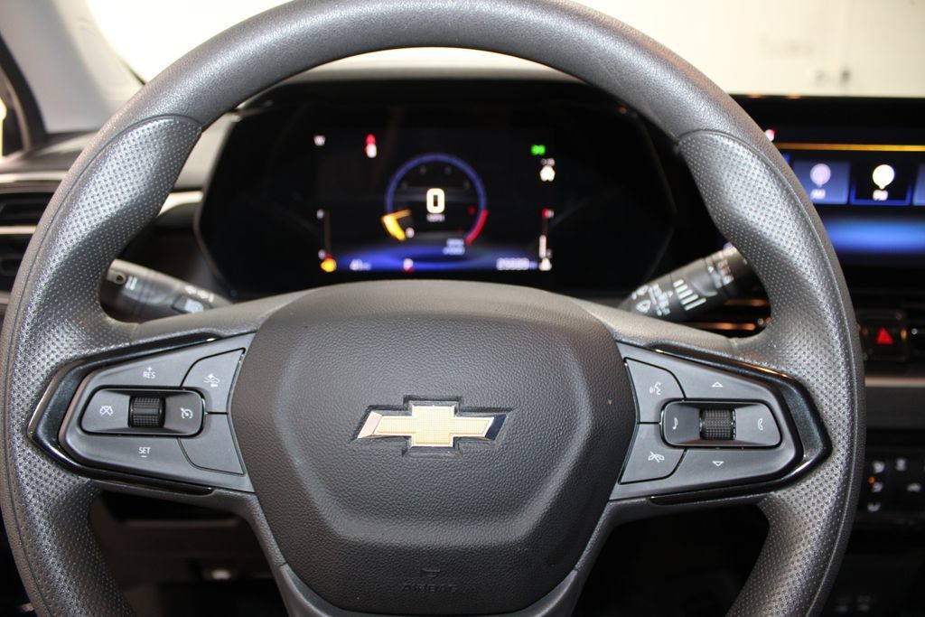 Used 2026 Chevrolet TrailBlazer LT FWD image 40