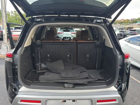 Used 2024 Nissan Pathfinder Platinum AWD/4WD image 28
