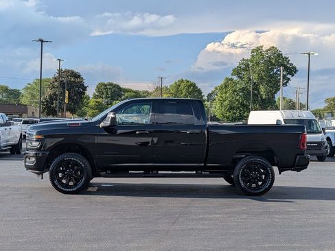 Used 2026 RAM 2500 Big Horn AWD/4WD image 4