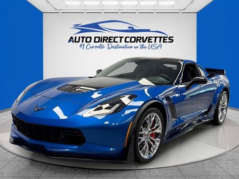 Used 2015 Chevrolet Corvette Z06 w/ Z07 Performance Package RWD image 11