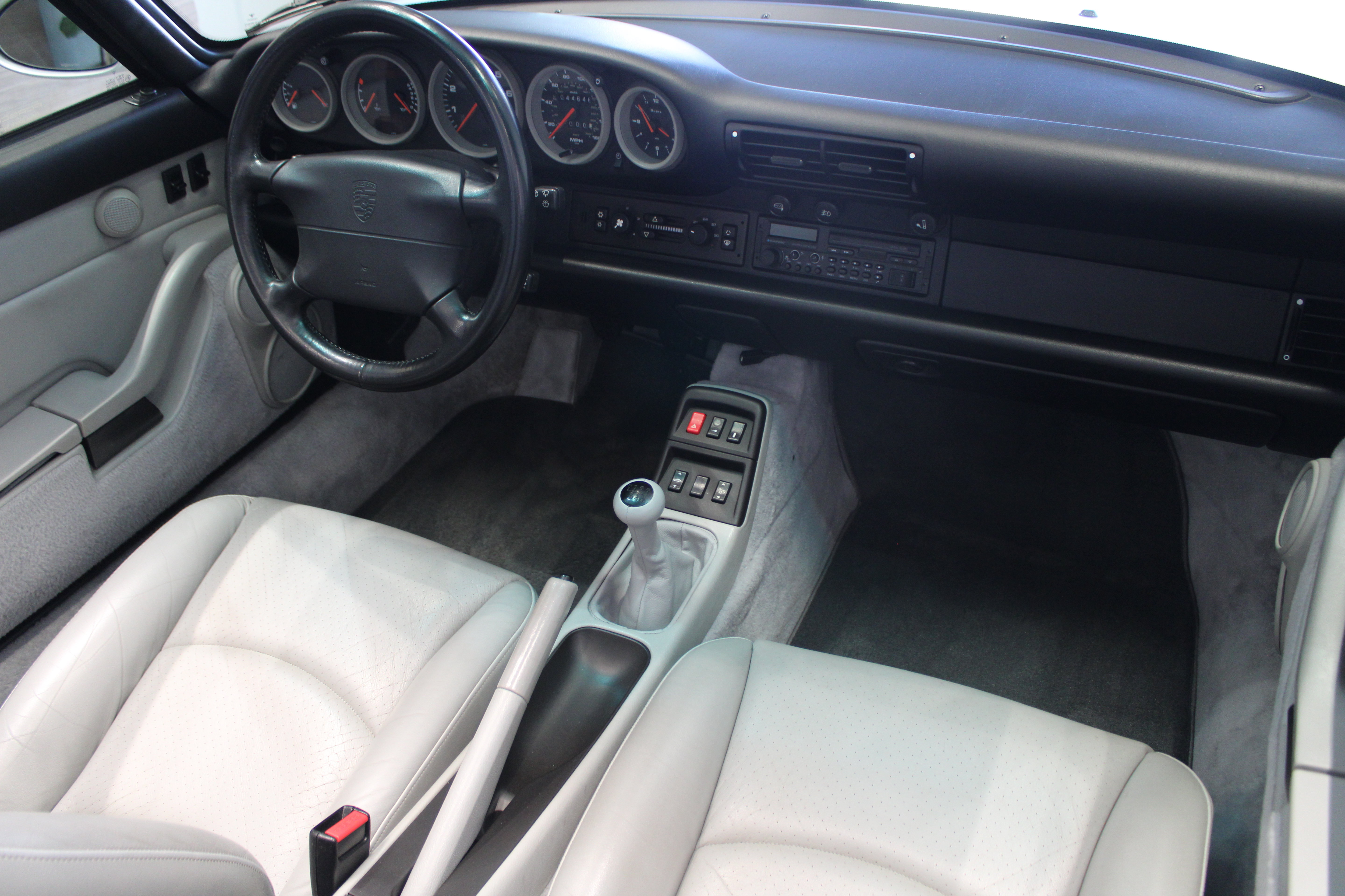 Used 1996 Porsche 911 Carrera RWD image 22