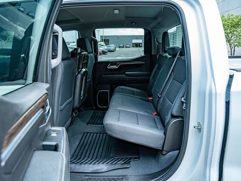 Used 2023 Chevrolet Silverado 1500 LT RWD image 32