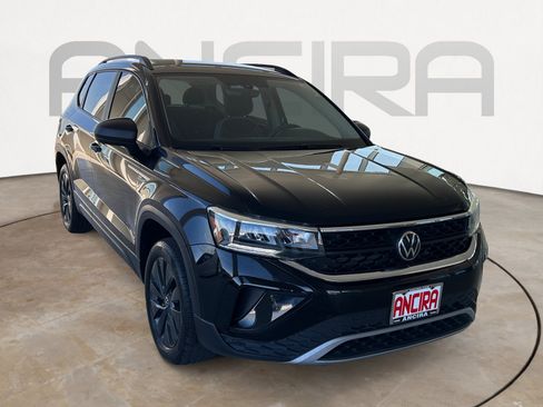 Used 2023 Volkswagen Taos S FWD image 4