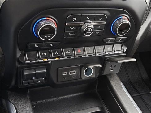 Certified 2021 Chevrolet Silverado 1500 RST w/ Convenience Package II image 27