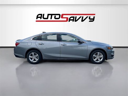 Used 2023 Chevrolet Malibu LS image 8