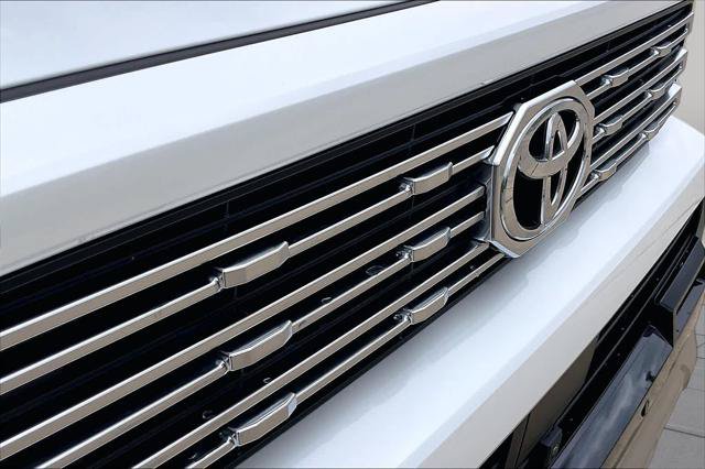 Certified 2026 Toyota 4Runner Limited AWD/4WD image 29