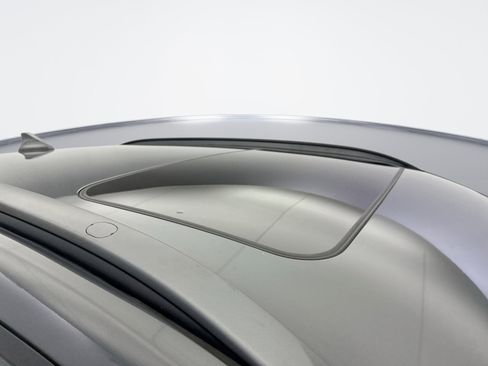 Used 2023 Hyundai Kona Limited w/ Cargo Package image 17