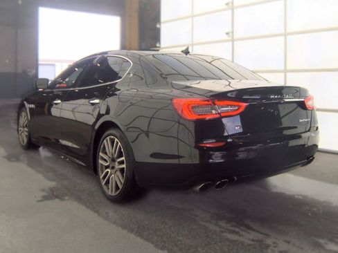 Used 2015 Maserati Quattroporte S Q4 AWD/4WD image 6
