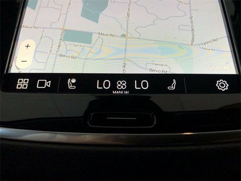 Used 2025 Volvo XC90 B6 Plus image 34